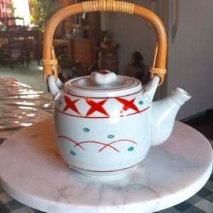 Vintage Japanese ceramic teapot 🫖
